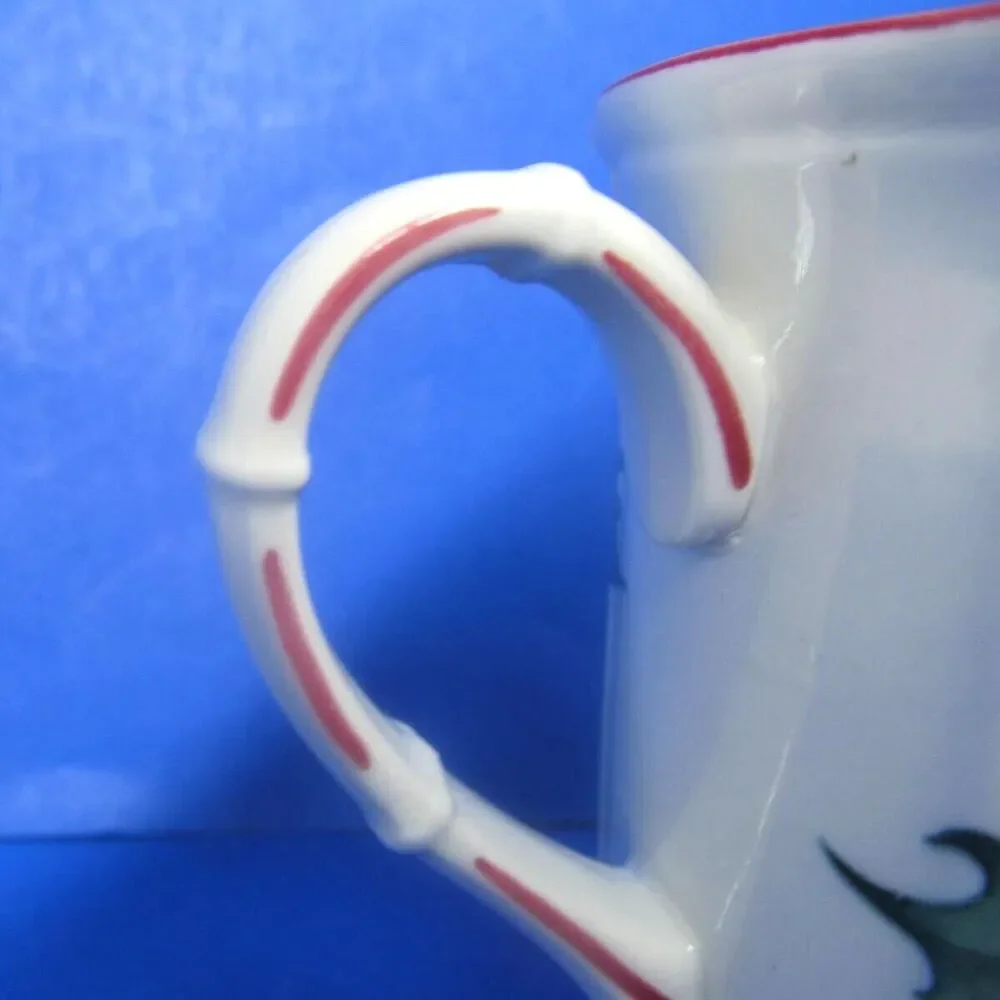 Villeroy & Boch Holly Berries 3 1/2